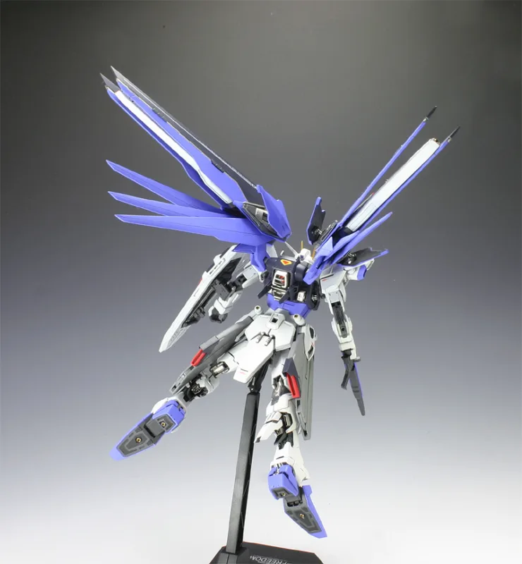 达人制作的自由钢弹